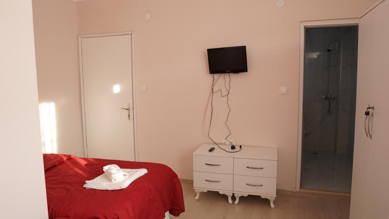 Apartamento Ayberk Pansiyon Çanakkale Exterior foto